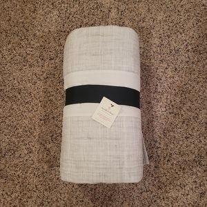 NWT* Hearth & Hand Twin Quilt